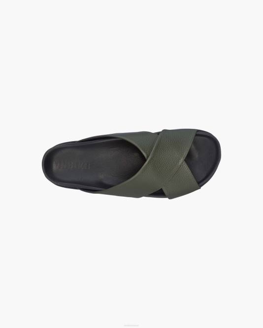 INUIKII Men Green Crossed Footwear B8TL348